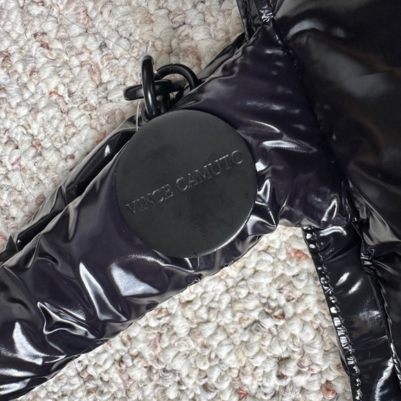 NWT VINCE CAMUTO AUTHENTIC DAYAH TOTE - Picture 4 of 10